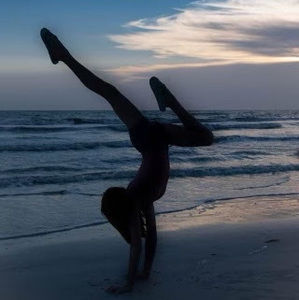 Meet your Posher, •hailey•